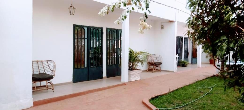 Appartement 2 Chambres Residence Avec Piscine Yaoundé Eksteriør bilde